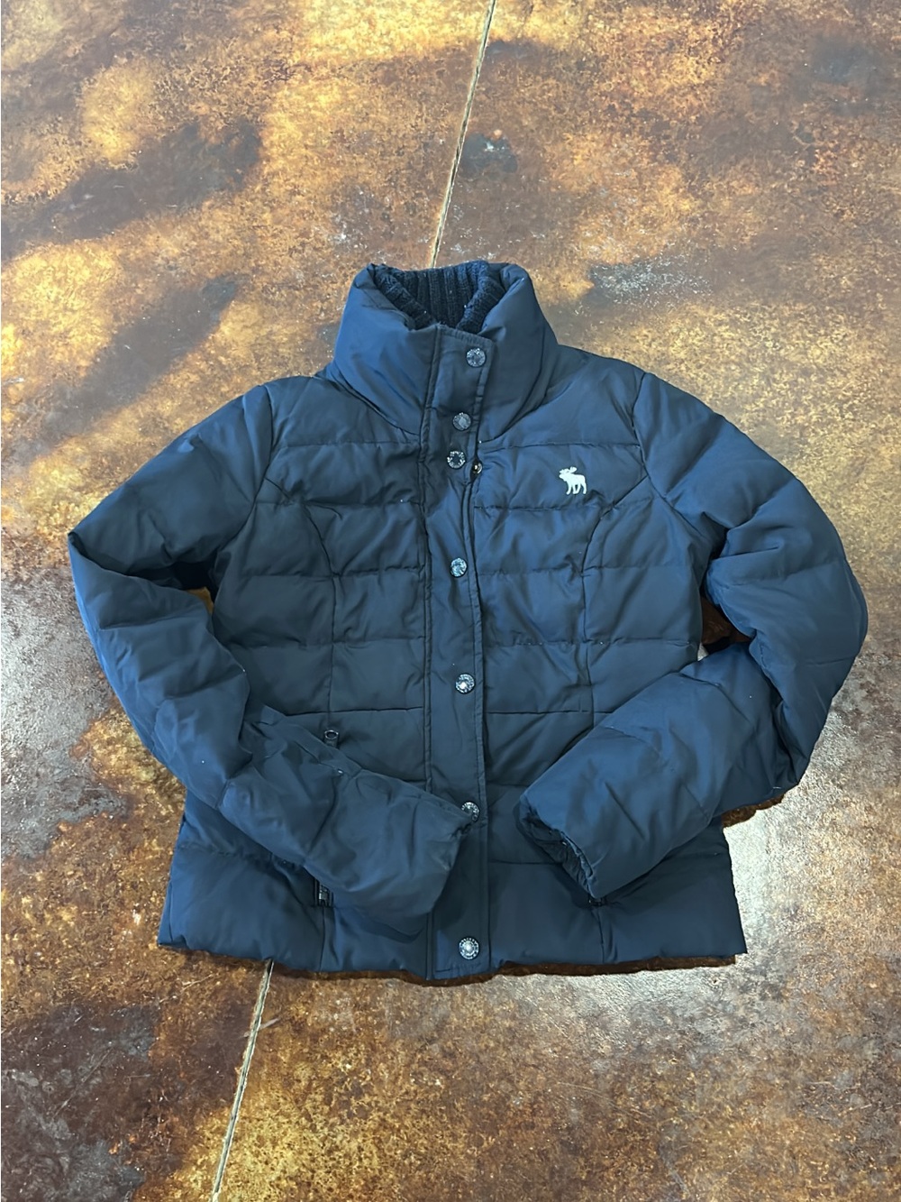 Abercrombie and Fitch navy puffer coat